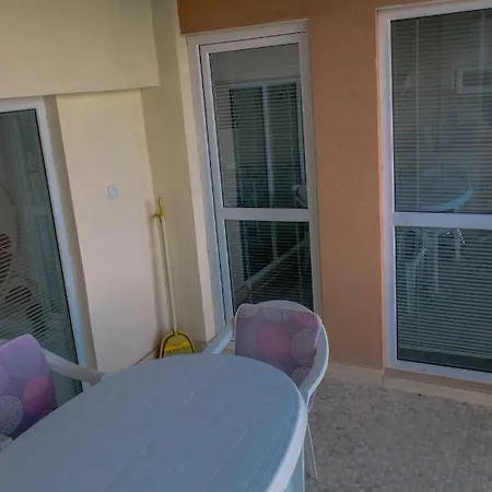 Stella Kabakum Apartment Warna